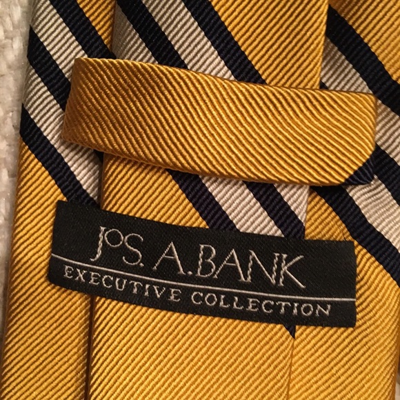 Jos A Banks Tie - Picture 4 of 4